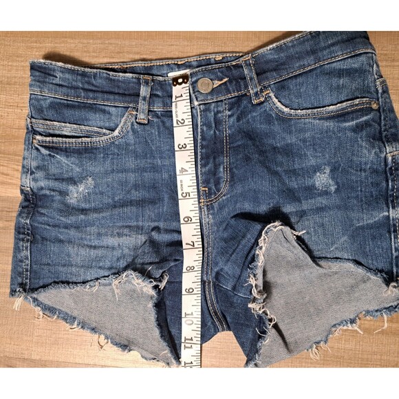 Zara Distressed Denim Jean Shorts - Picture 11 of 12